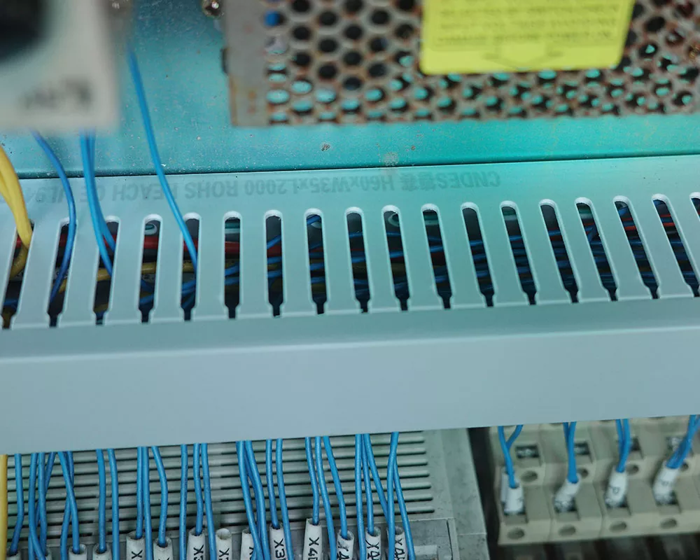 Quais são os modelos e especificações comuns de conduítes de plástico PVC?