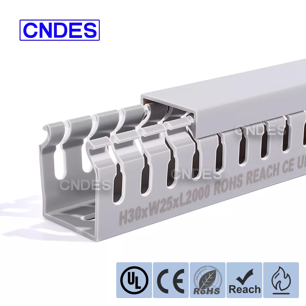 Duto de proteção de fio de PVC com fenda 30 × 25