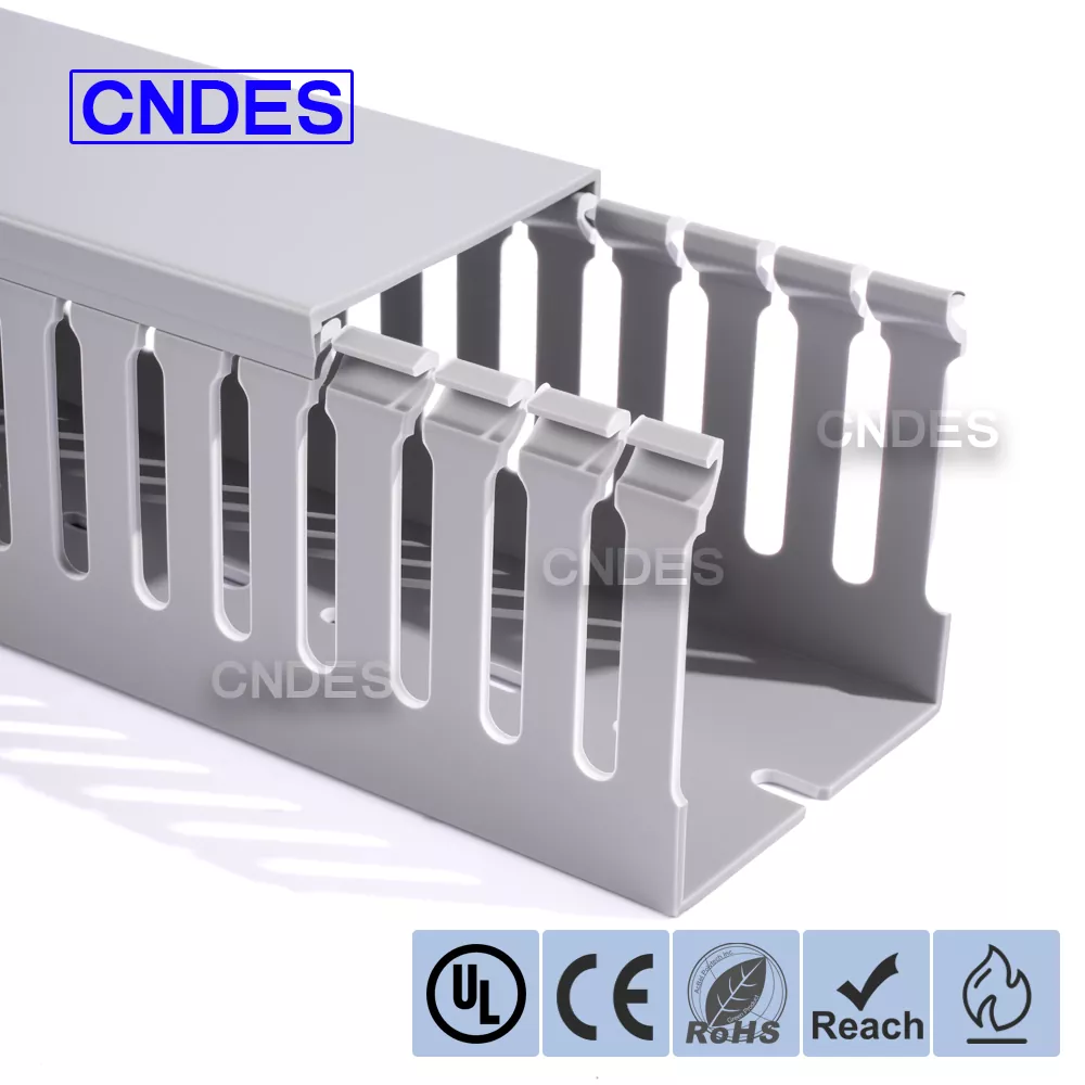 Pista de cabo de PVC 65×65